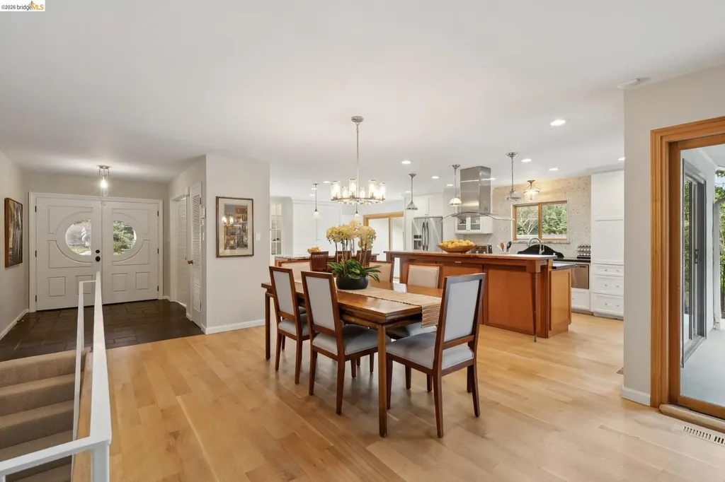 15 Christopher Court El Sobrante CA 94803