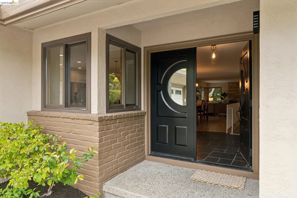 15 Christopher Court El Sobrante CA 94803