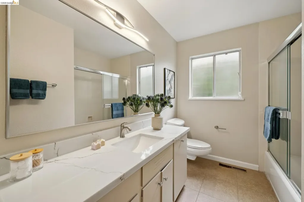 15 Christopher Court El Sobrante CA 94803