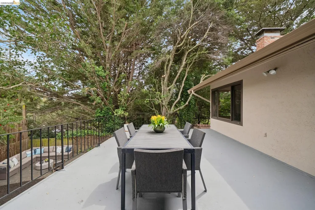 15 Christopher Court El Sobrante CA 94803