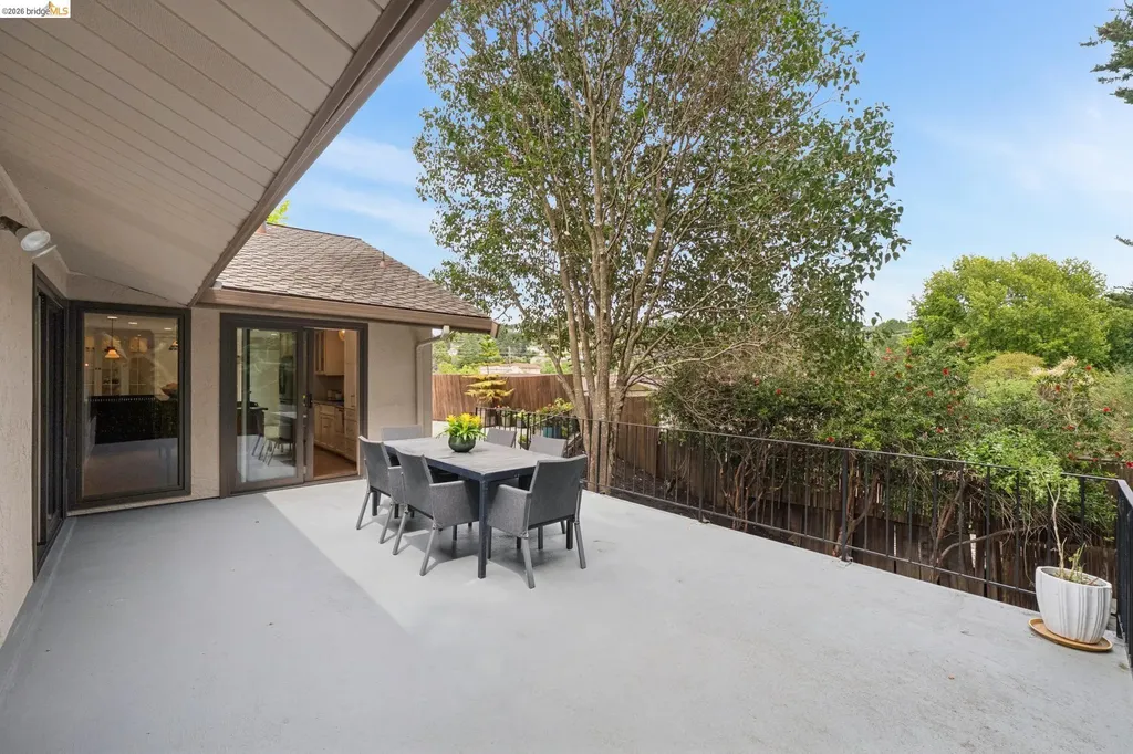 15 Christopher Court El Sobrante CA 94803