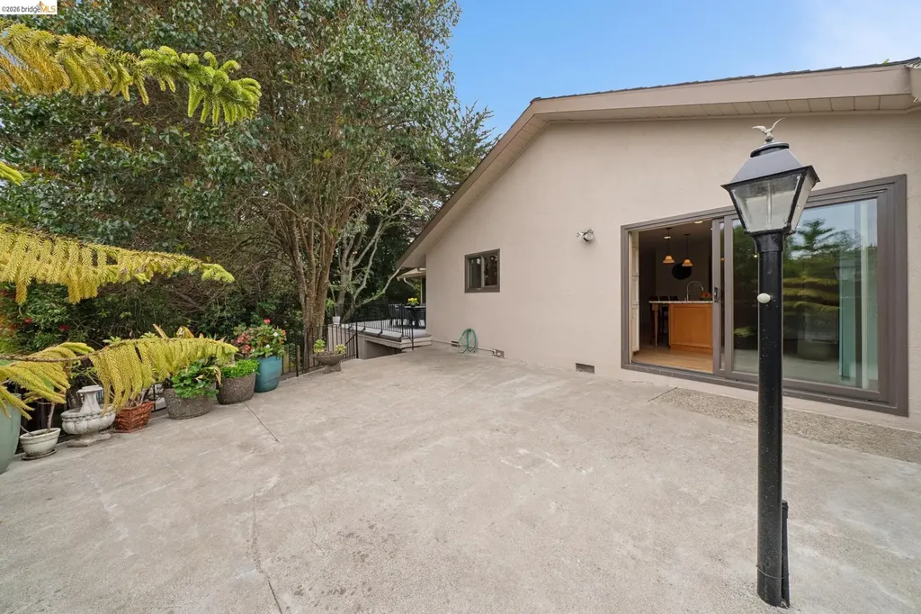 15 Christopher Court El Sobrante CA 94803