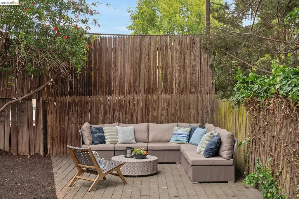15 Christopher Court El Sobrante CA 94803