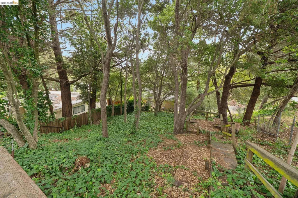 15 Christopher Court El Sobrante CA 94803