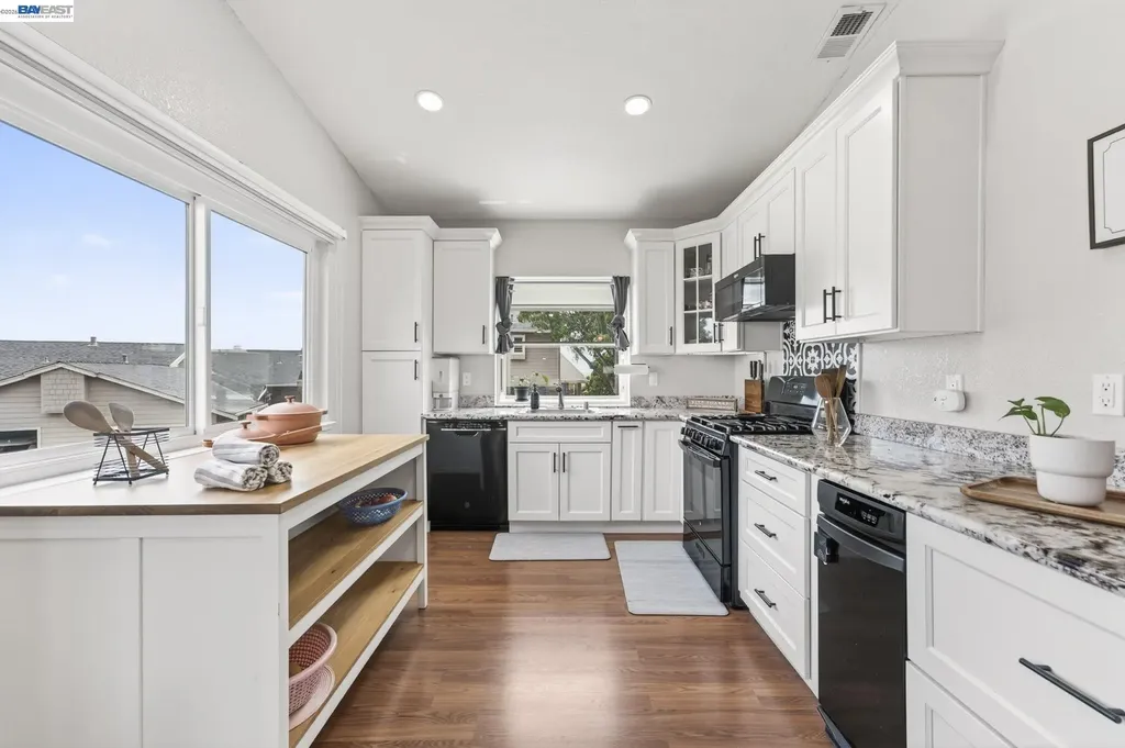 209 Manuel Court Bay Point CA 94565