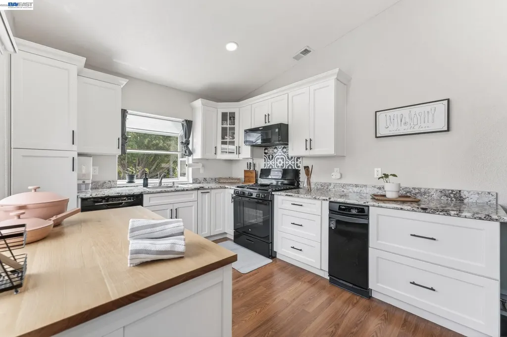 209 Manuel Court Bay Point CA 94565