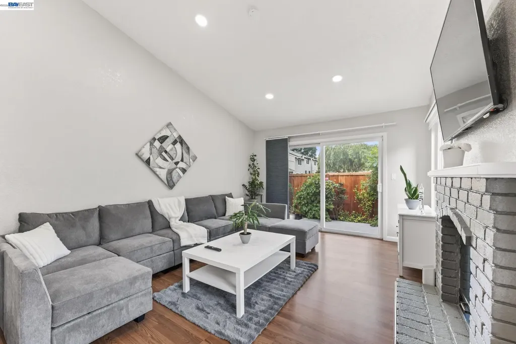 209 Manuel Court Bay Point CA 94565