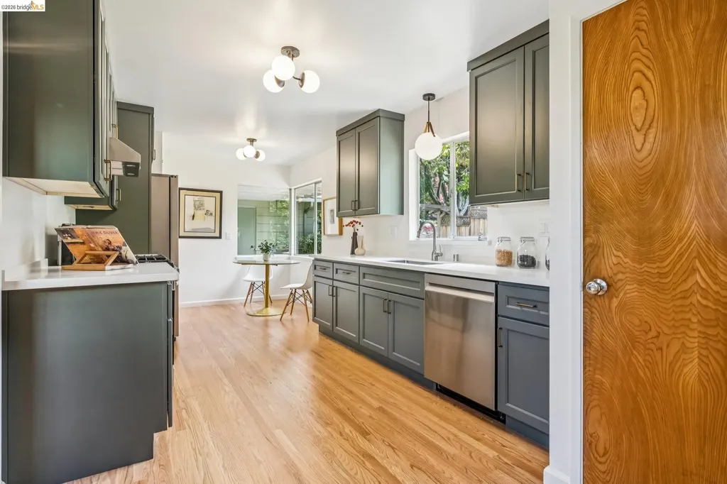 1113 Hillview Road Berkeley CA 94708