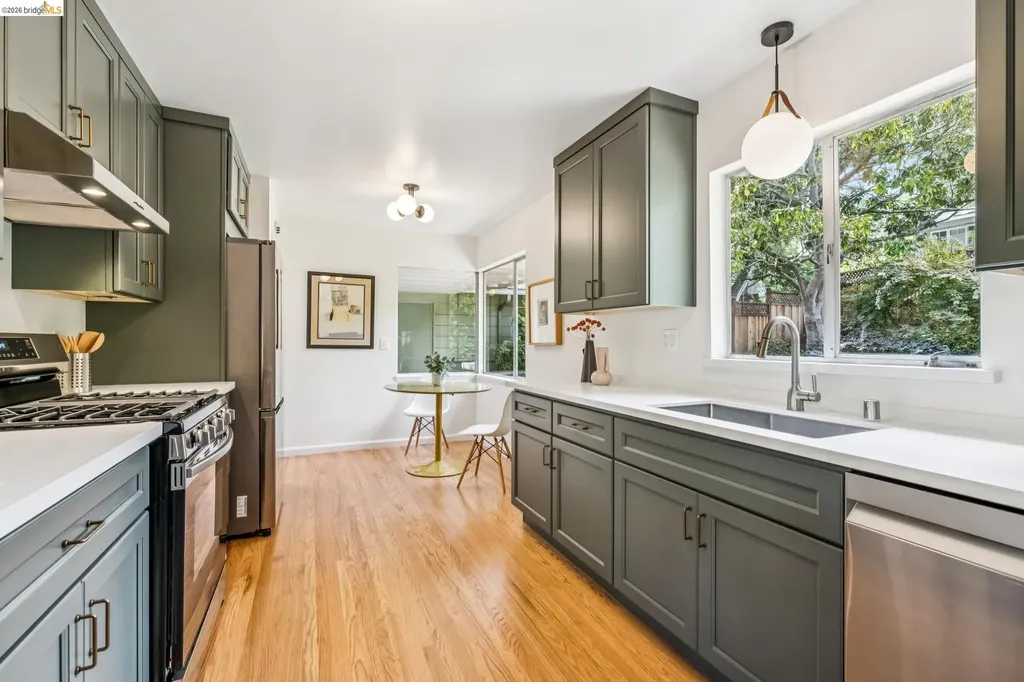 1113 Hillview Road Berkeley CA 94708