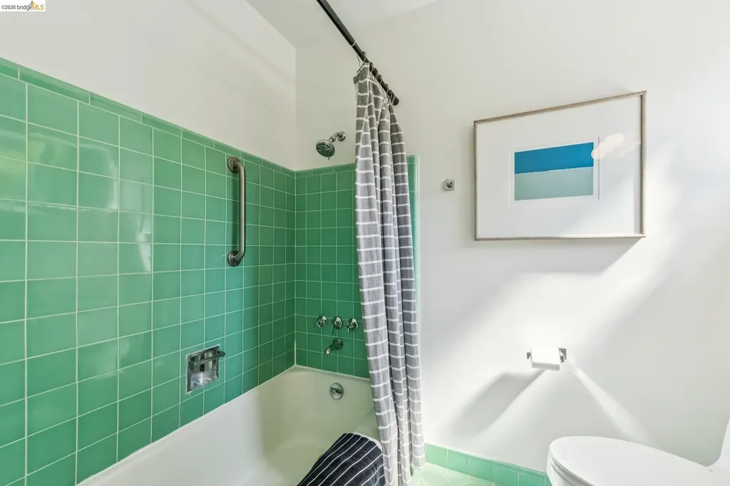 1113 Hillview Road Berkeley CA 94708