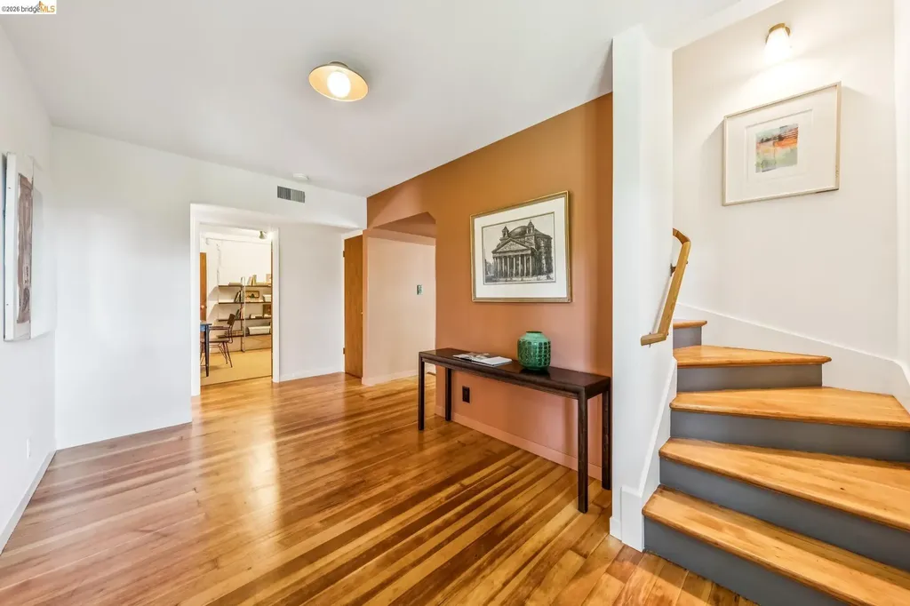 1113 Hillview Road Berkeley CA 94708