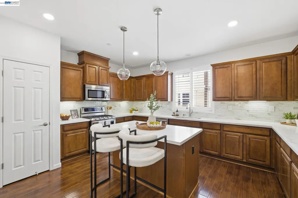 41008 Asilomar Terrace Fremont CA 94538