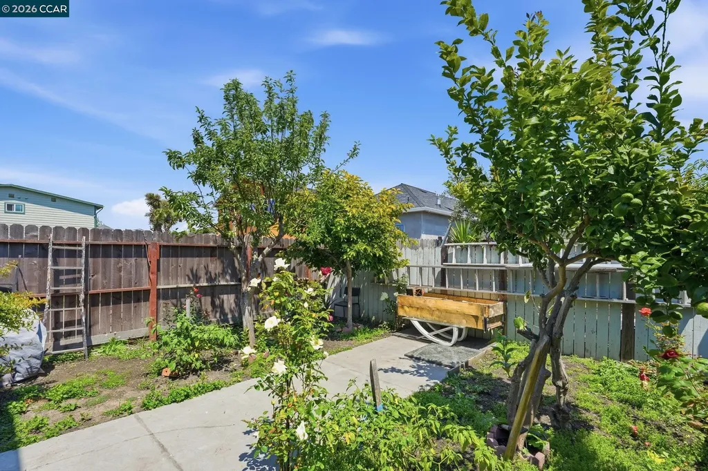 682 8th Street Richmond CA 94801