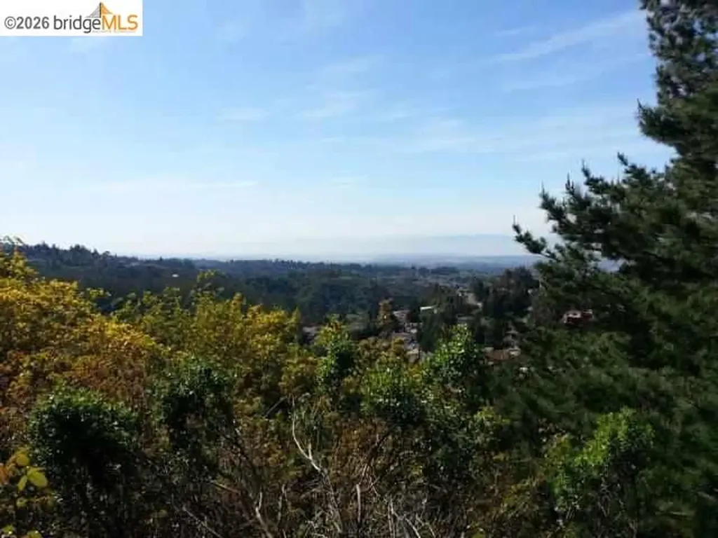 7150 Marlborough Oakland CA 94705