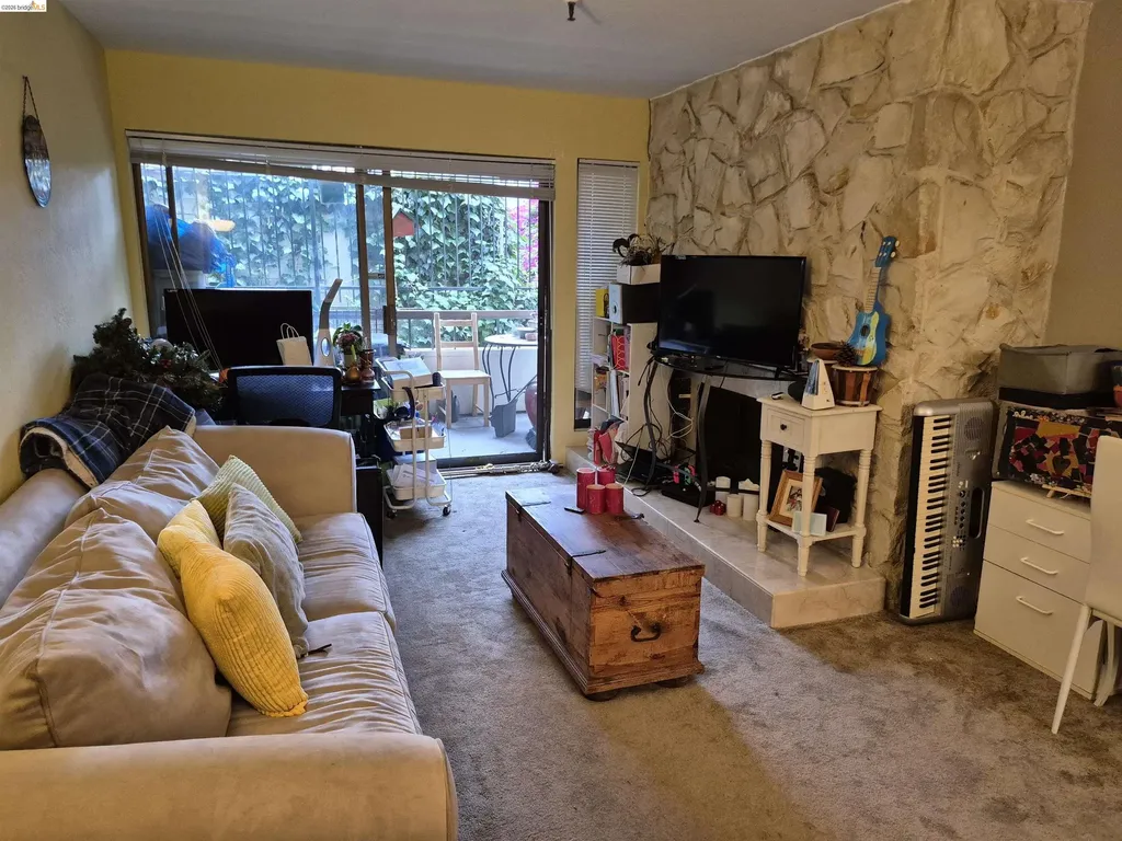 1830 Lakeshore Avenue Oakland CA 94606