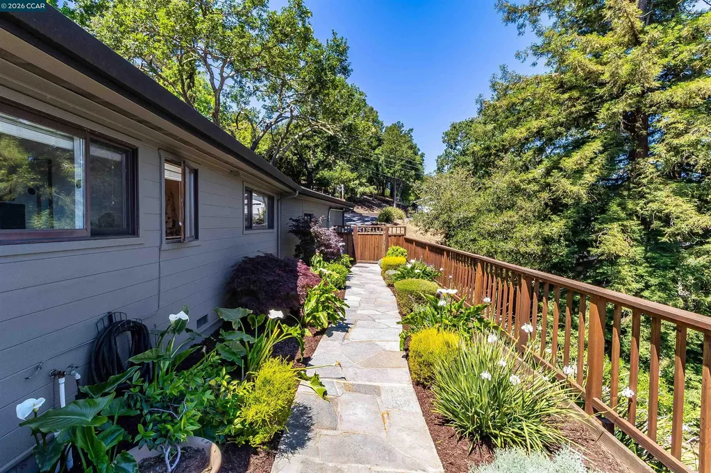 3336 Oak Court Lafayette CA 94549