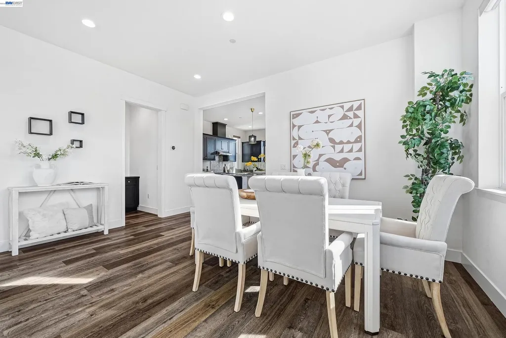 37645 Bay Crest Road Newark CA 94560