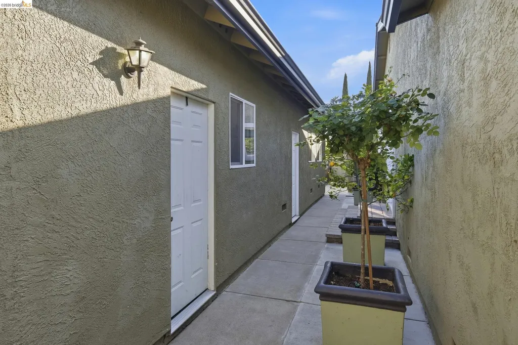 3309 Bluejay Drive Antioch CA 94509