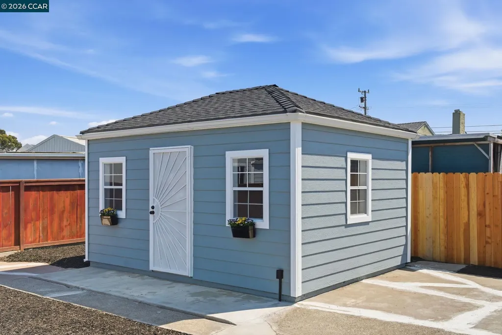 138 17th Street Richmond CA 94804