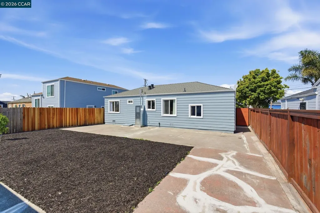 138 17th Street Richmond CA 94804