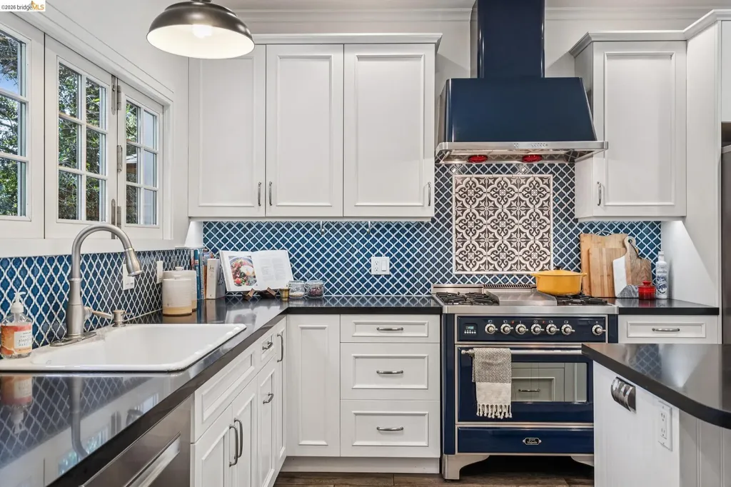 1767 Brandon Street Oakland CA 94611