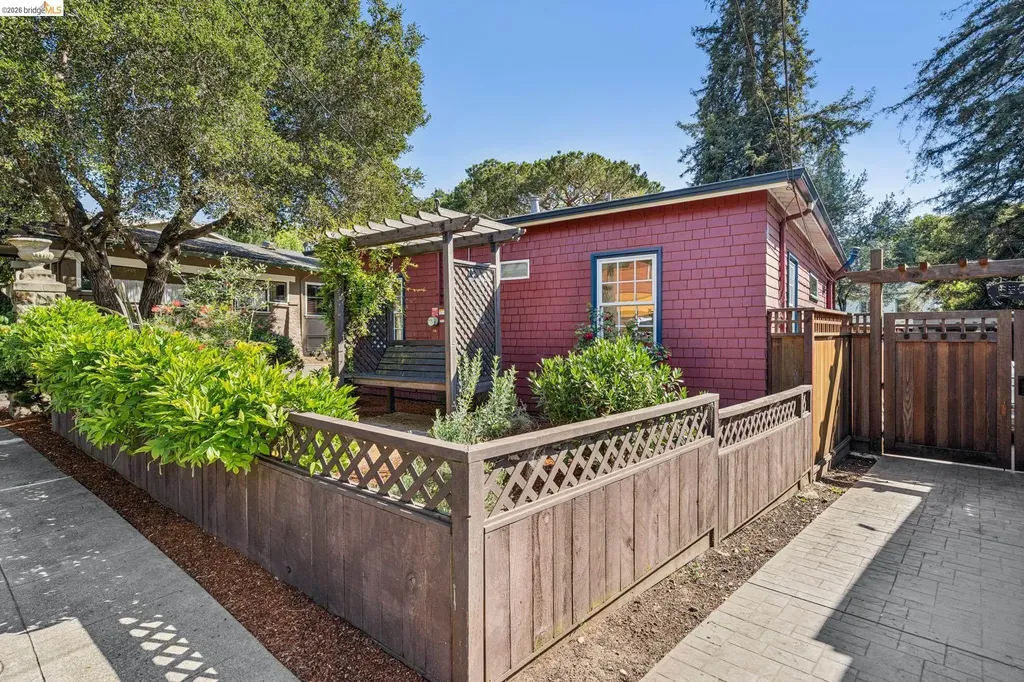 1767 Brandon Street Oakland CA 94611