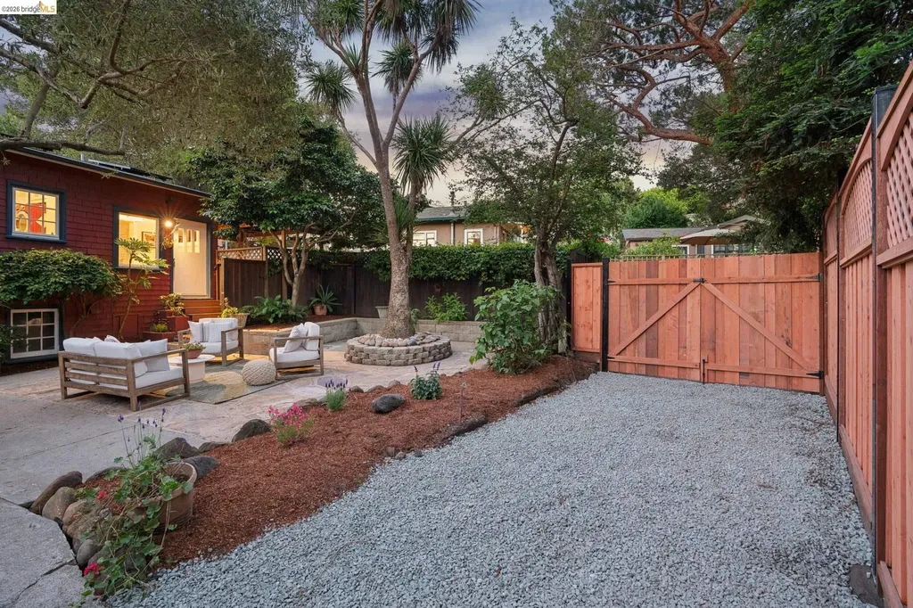 1767 Brandon Street Oakland CA 94611