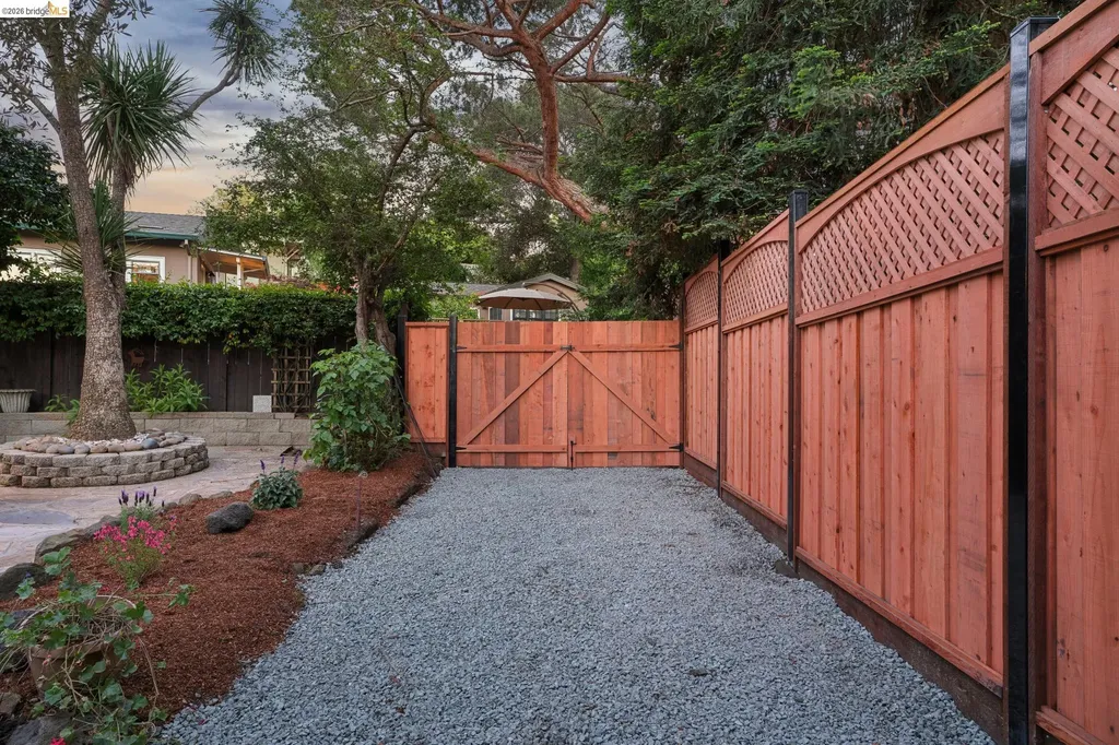 1767 Brandon Street Oakland CA 94611