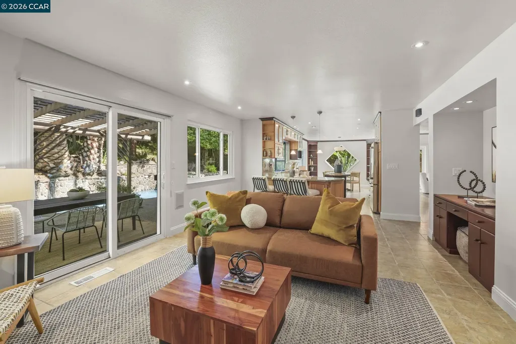1490 Whitecliff Way Walnut Creek CA 94596