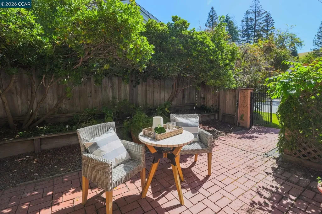 1490 Whitecliff Way Walnut Creek CA 94596