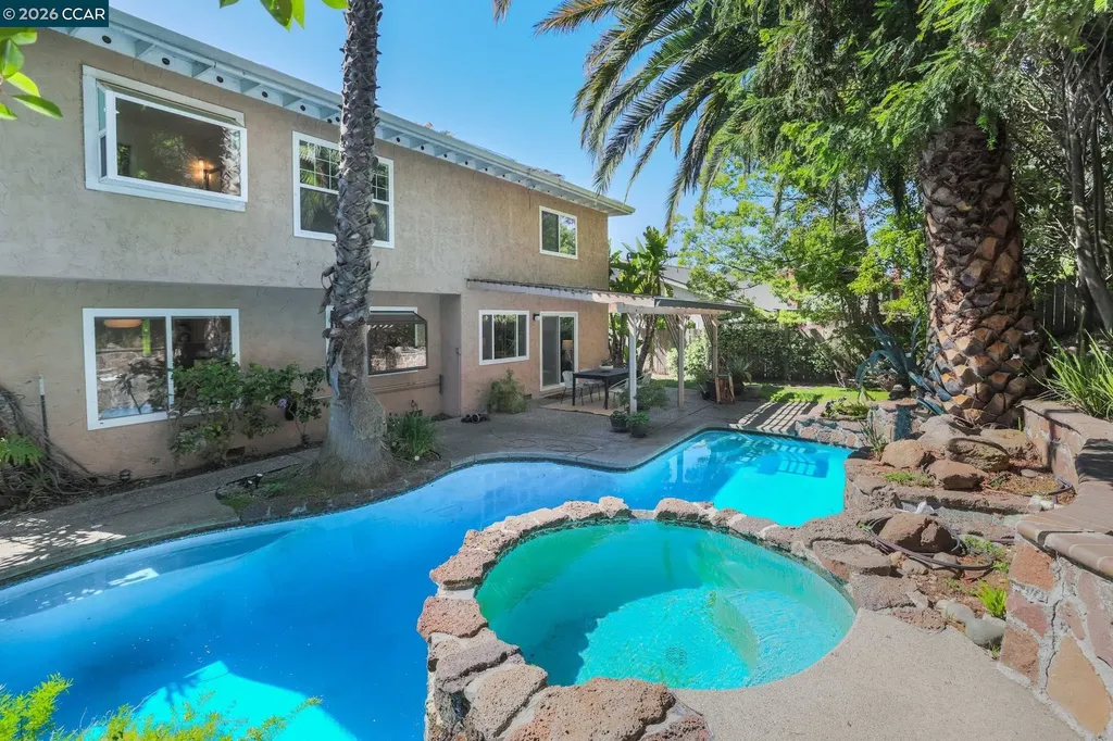 1490 Whitecliff Way Walnut Creek CA 94596