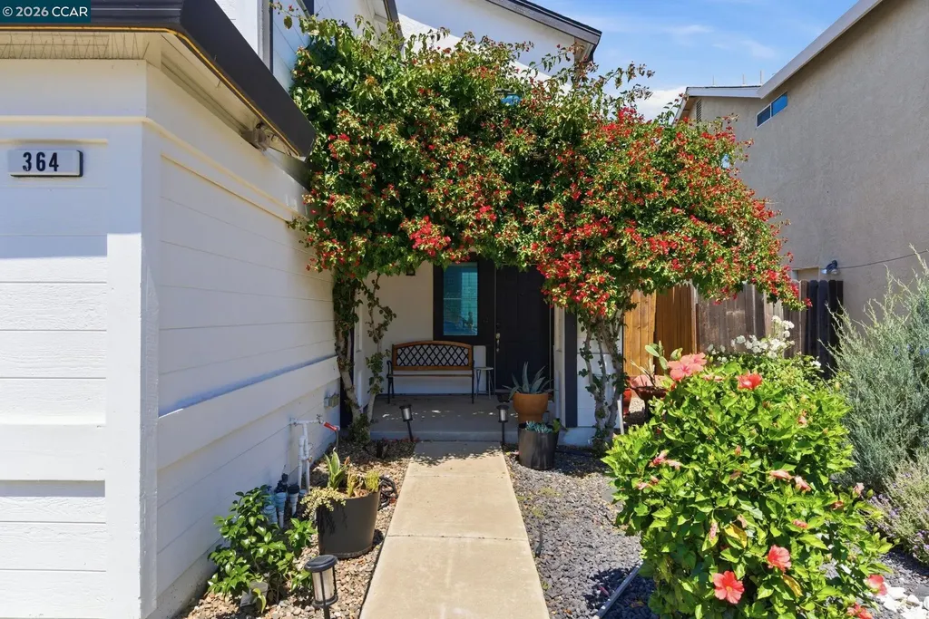 364 Fall Circle Oakley CA 94561