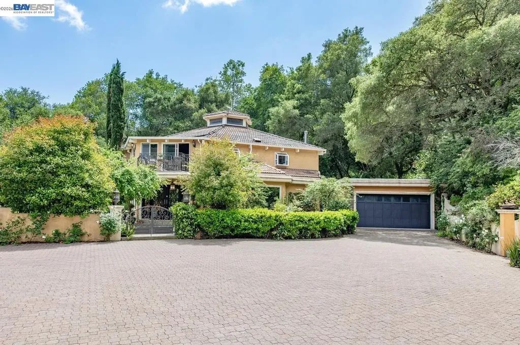 35655 Palomares Road Castro Valley CA 94552