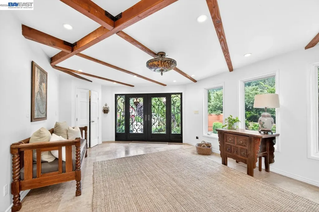 35655 Palomares Road Castro Valley CA 94552