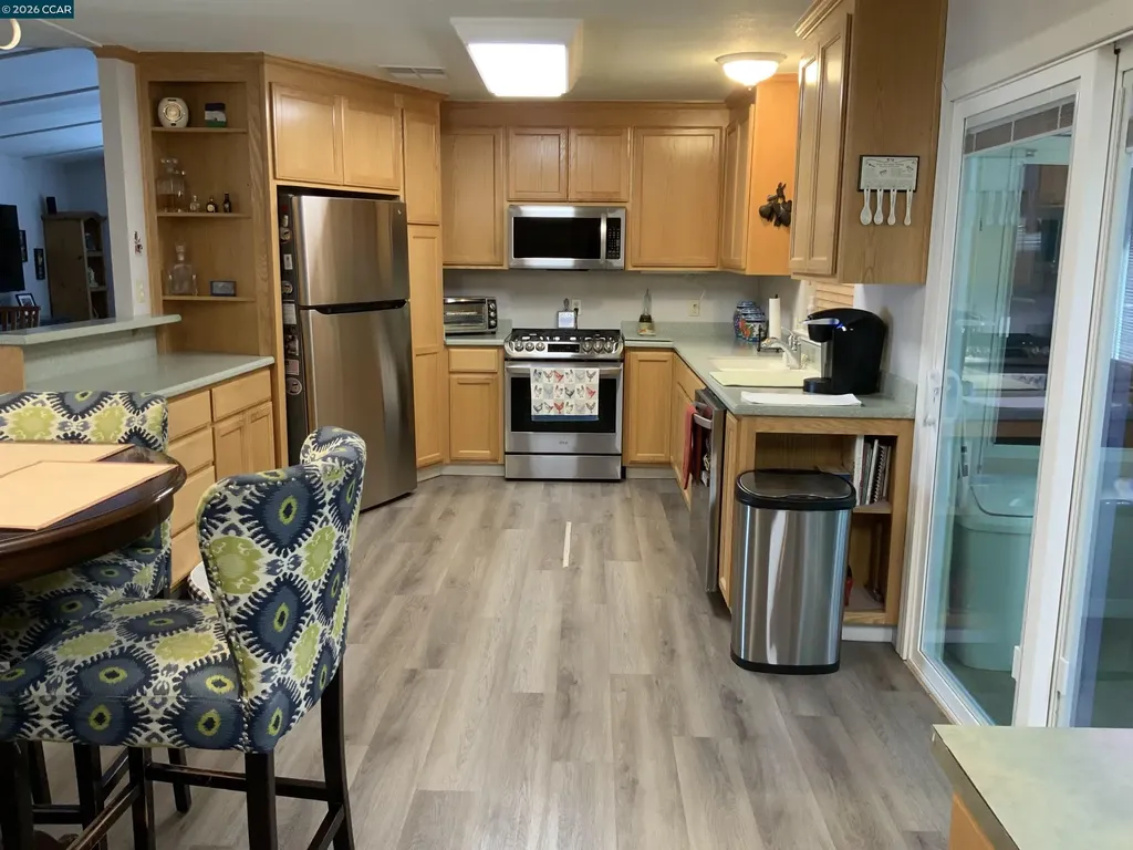 238 Aloha Pittsburg CA 94565