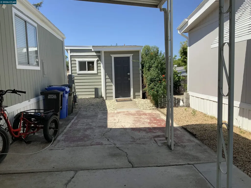 238 Aloha Pittsburg CA 94565