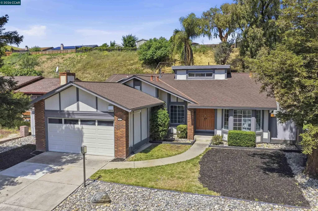 2240 Concord Drive Pittsburg CA 94565