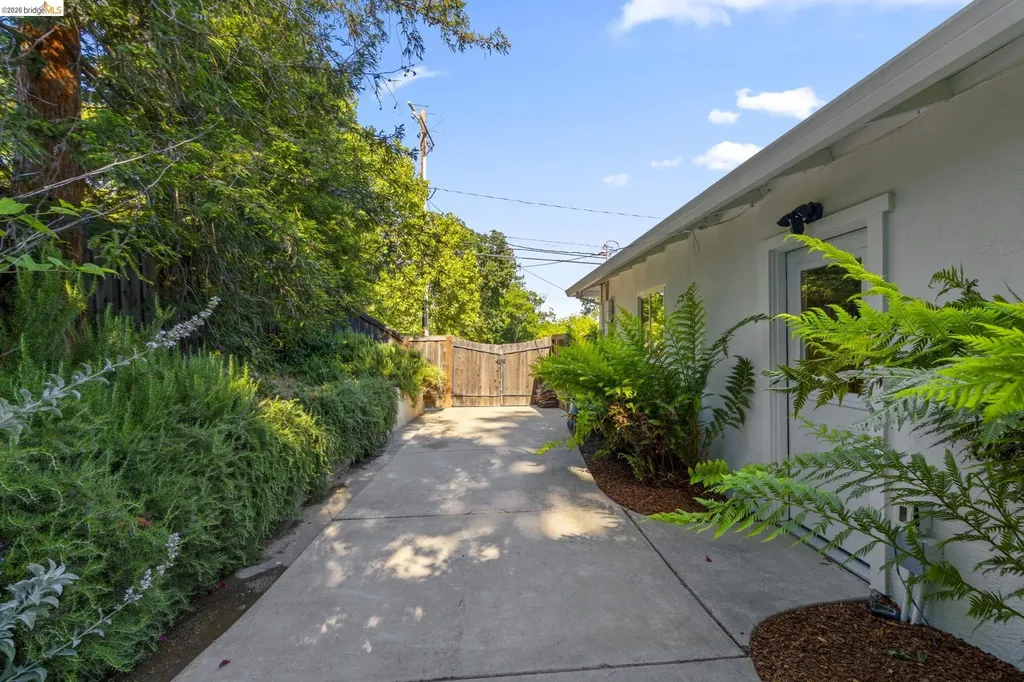 447 Cumberland Drive Pleasant Hill CA 94523