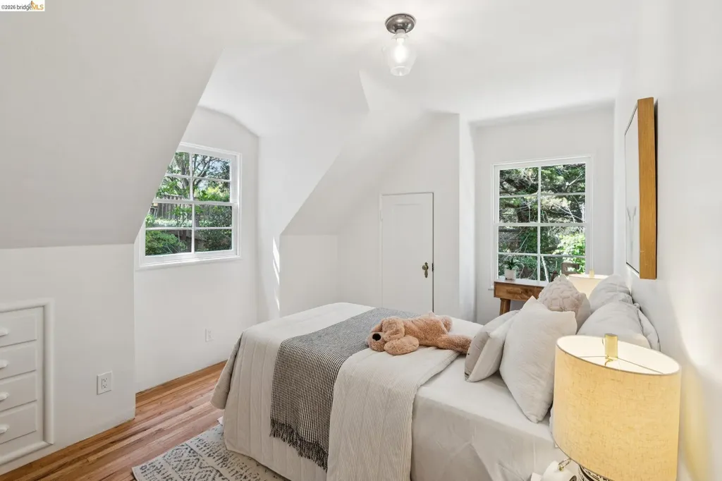 451 Taurus Avenue Oakland CA 94611