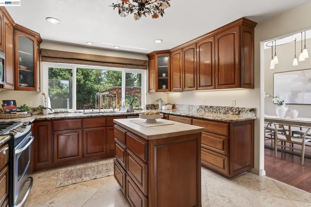 9693 Thunderbird Drive San Ramon CA 94583