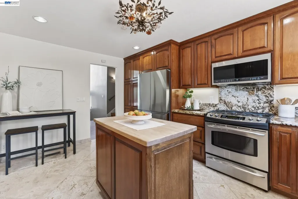 9693 Thunderbird Drive San Ramon CA 94583