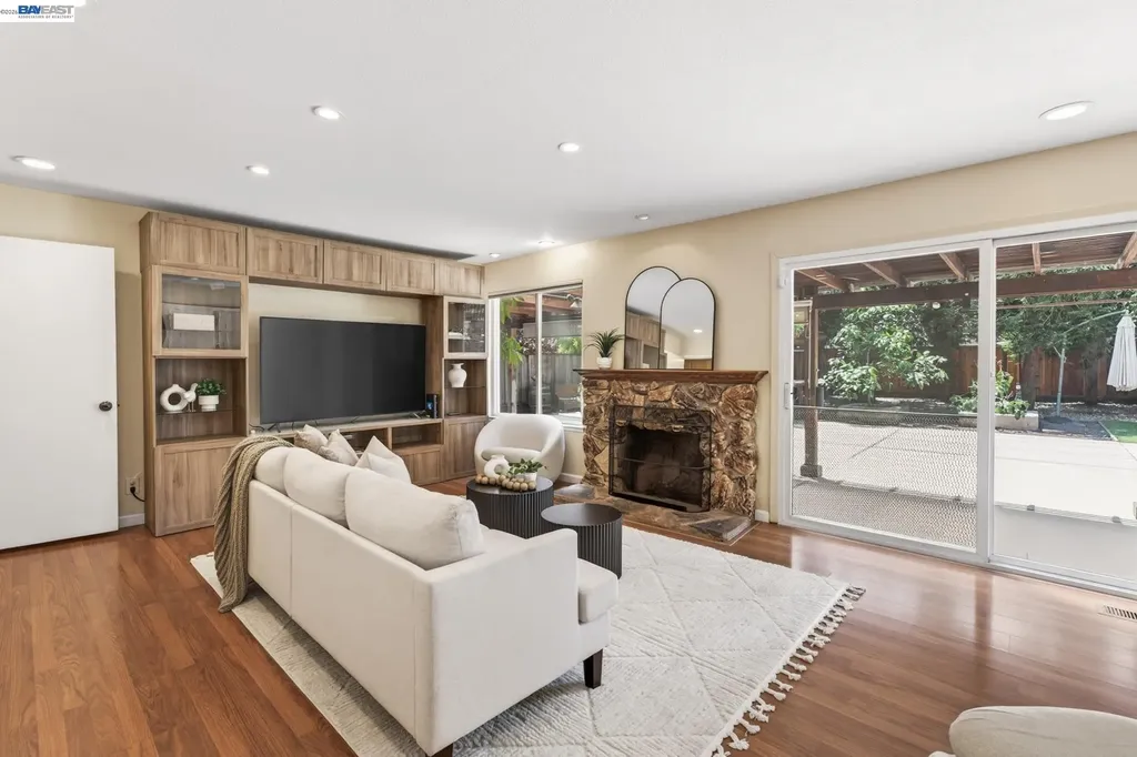 9693 Thunderbird Drive San Ramon CA 94583