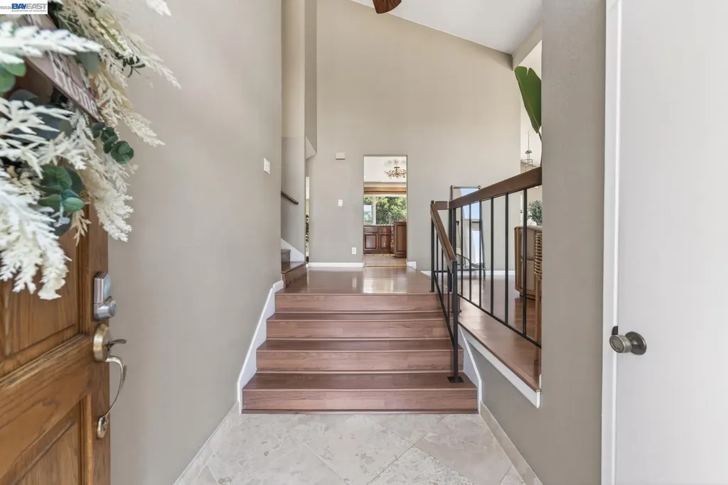 9693 Thunderbird Drive San Ramon CA 94583