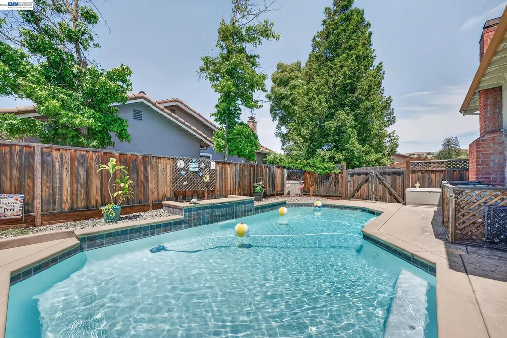 9693 Thunderbird Drive San Ramon CA 94583