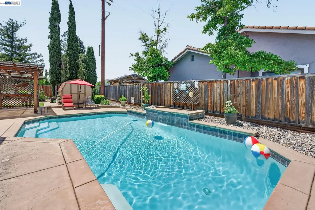 9693 Thunderbird Drive San Ramon CA 94583
