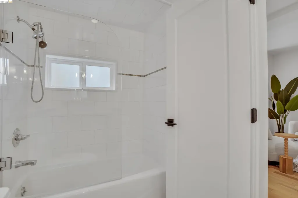 6118 California Street San Francisco CA 94121