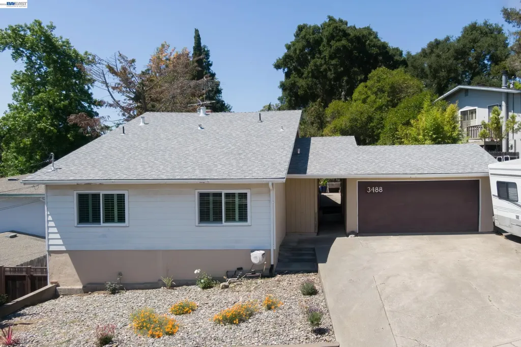 3488 Brookdale Boulevard Castro Valley CA 94546
