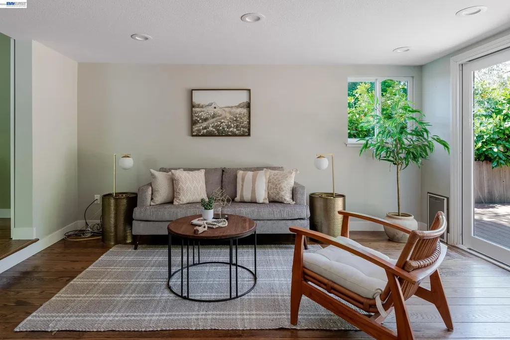 3488 Brookdale Boulevard Castro Valley CA 94546