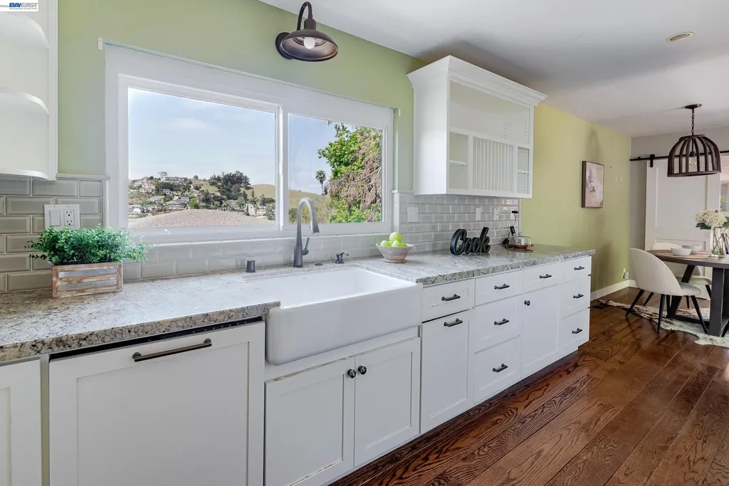 3488 Brookdale Boulevard Castro Valley CA 94546