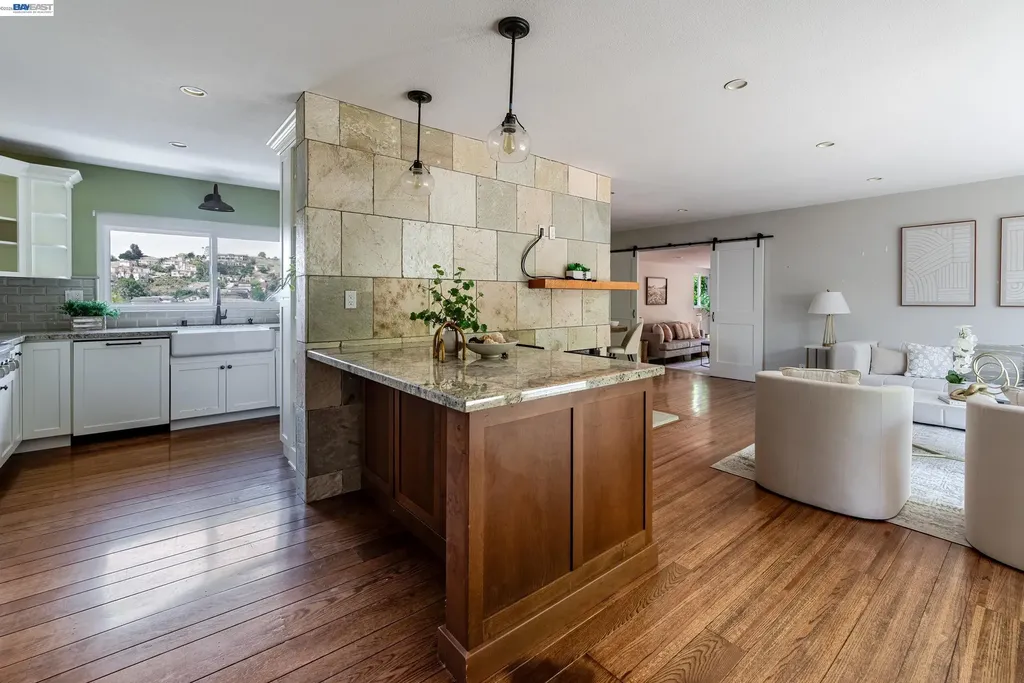 3488 Brookdale Boulevard Castro Valley CA 94546